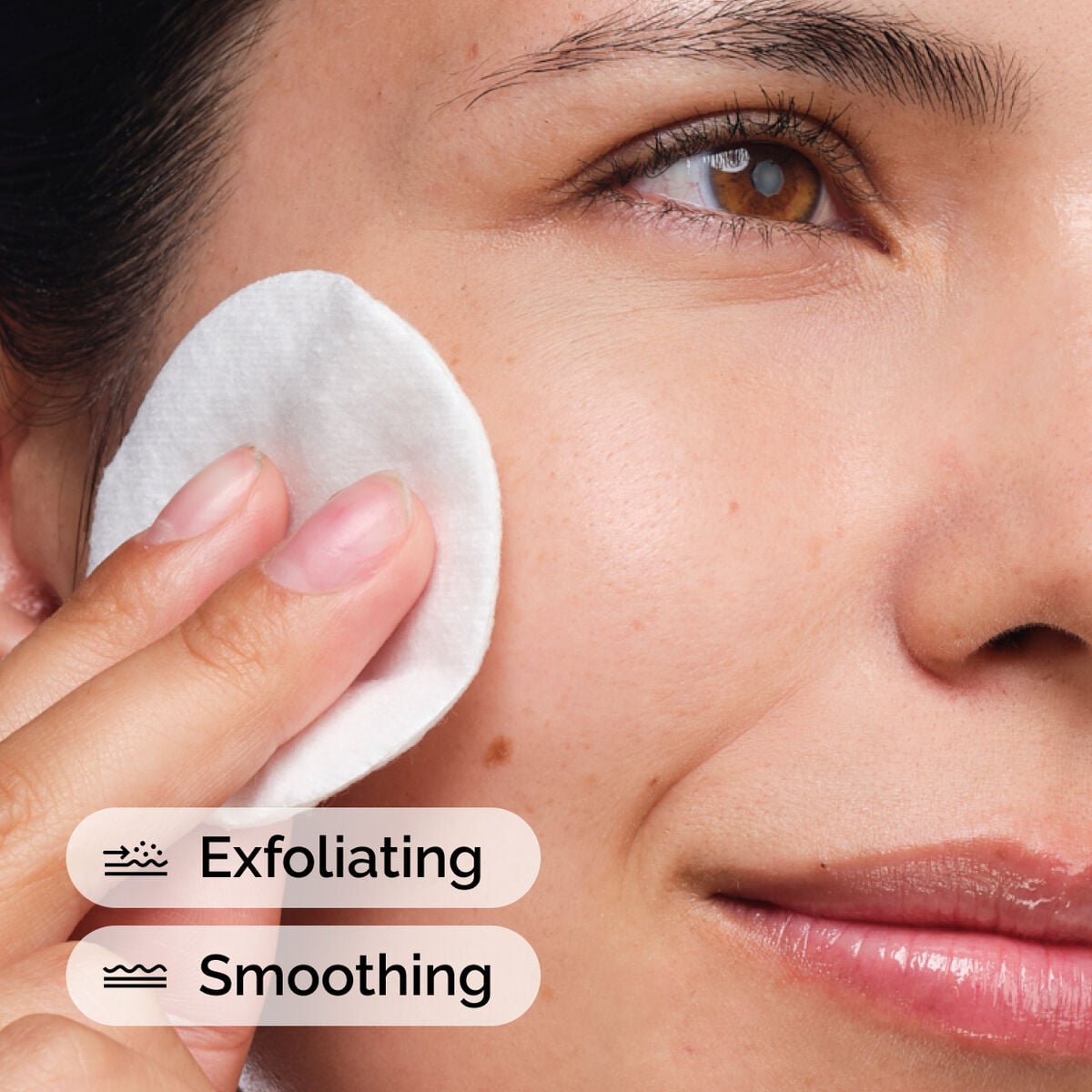 glycolic-acid-7-exfoliating-toner-f7 ord-glycolic-acid-exfoliating-toner-model-application-with-benefits.jpg